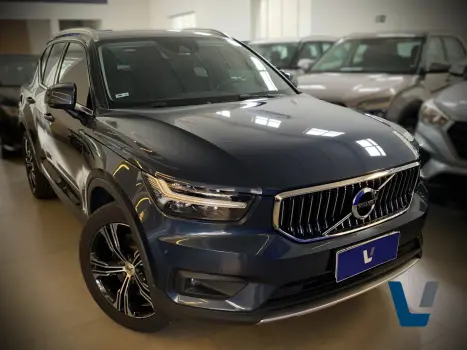 VOLVO XC40 1.5 16V 4P T5 RECHARGE H�BRIDO INSCRIPTION GEARTRONIC AUTOM�TICO, Foto 3