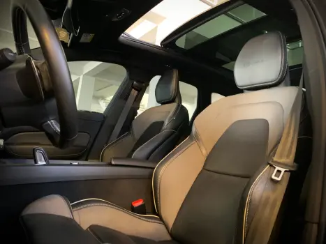 VOLVO XC60 2.0 16V 4P T8 HYBRID R-DESIGN AWD GEARTRONIC AUTOM�TICO, Foto 11