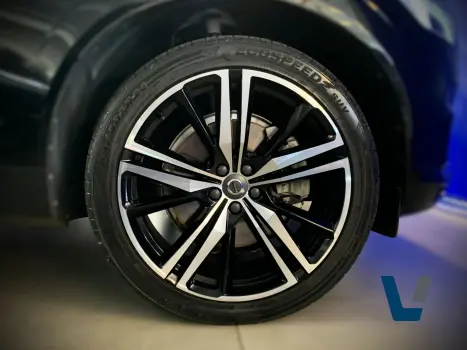 VOLVO XC60 2.0 16V 4P T8 HYBRID R-DESIGN AWD GEARTRONIC AUTOM�TICO, Foto 16