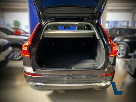 VOLVO XC60 2.0 16V 4P T8 RECHARGE H�BRIDO PLUS AWD TURBO GEARTRONIC AUTOM�TICO, Foto 16