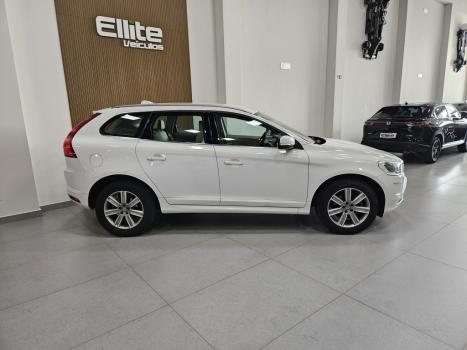 VOLVO XC60 2.0 T5 4P KINETIC DRIVE-E AUTOM�TICO, Foto 3