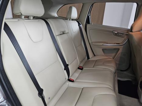 VOLVO XC60 2.0 T5 4P KINETIC DRIVE-E AUTOM�TICO, Foto 6
