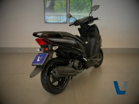 YAMAHA Fluo 125 ABS, Foto 3