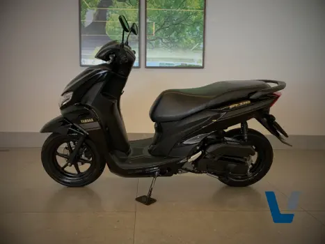 YAMAHA Fluo 125 ABS, Foto 6