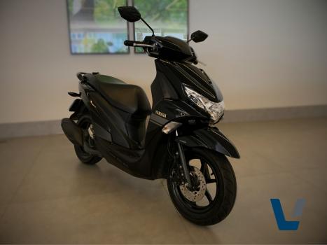 YAMAHA Fluo 125 ABS, Foto 2