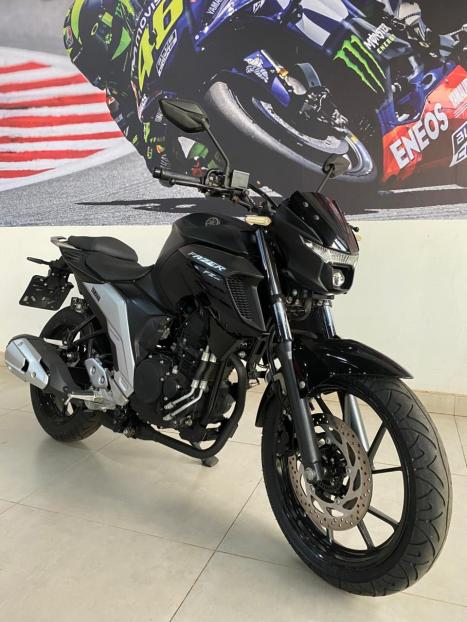 YAMAHA FZ 25 250 Fazer Flex , Foto 2