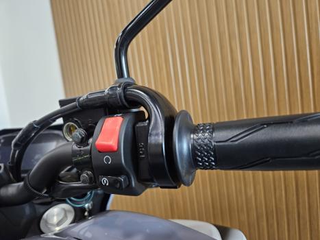 YAMAHA FZ 25 250 Fazer Flex , Foto 9