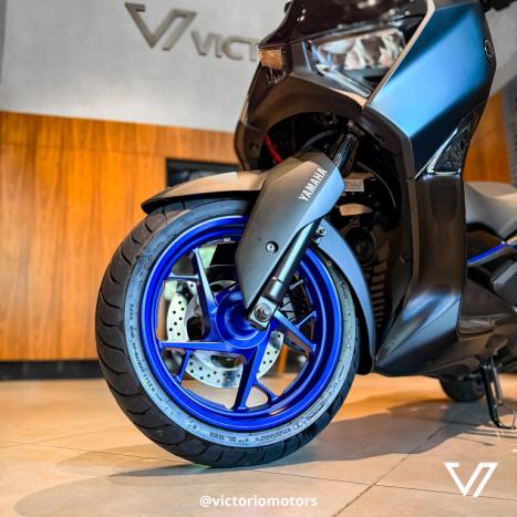 YAMAHA Xmax 250 , Foto 3
