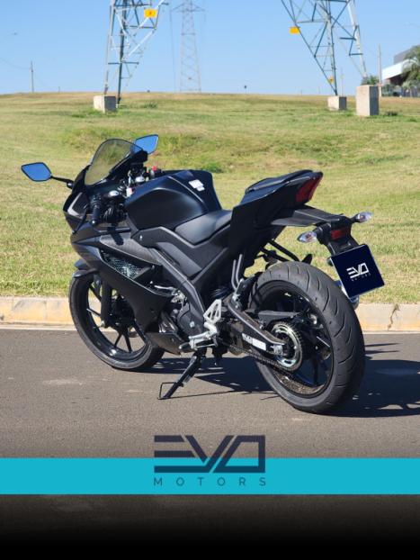 YAMAHA YZF R15 150 ABS, Foto 5