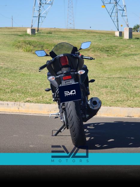 YAMAHA YZF R15 150 ABS, Foto 6