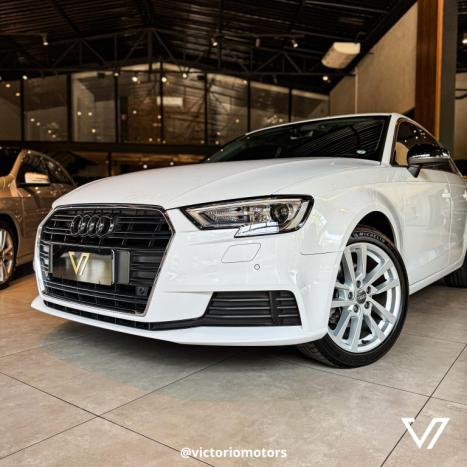 AUDI A3 1.4 16V 4P TFSI SPORTBACK S-TRONIC AUTOMTICO, Foto 3