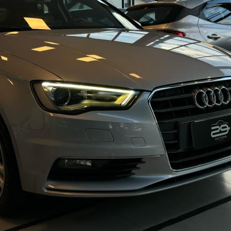 AUDI A3 2.0 16V 4P 40 TFSI SPORTBACK S LINE TIPTRONIC AUTOMTICO, Foto 3
