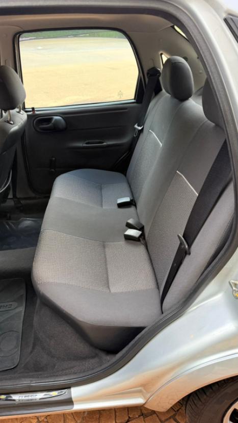 CHEVROLET Classic Sedan 1.0 4P VHCE FLEX LS, Foto 10