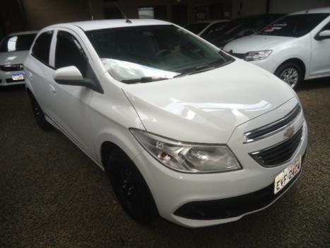 CHEVROLET Onix Hatch 1.0 4P FLEX LT, Foto 2