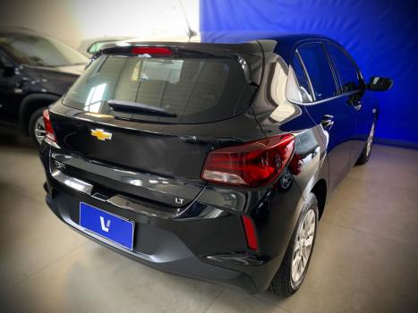 CHEVROLET Onix Hatch 1.0 4P FLEX LT, Foto 4