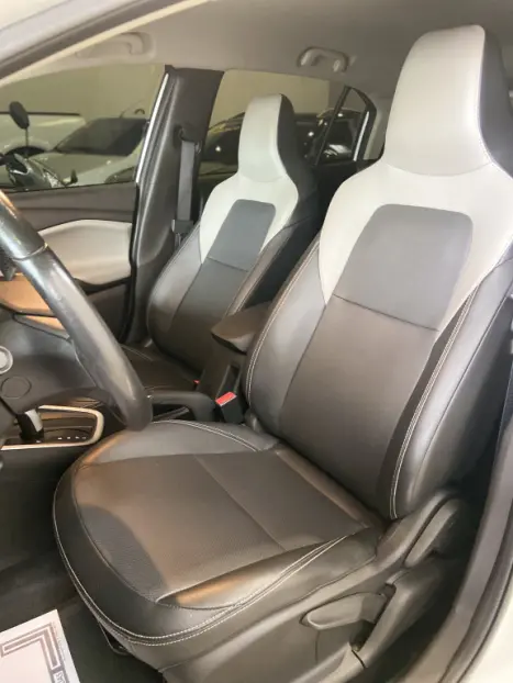 CHEVROLET Onix Hatch 1.0 12V 4P FLEX PREMIER 2 TURBO AUTOMTICO, Foto 7