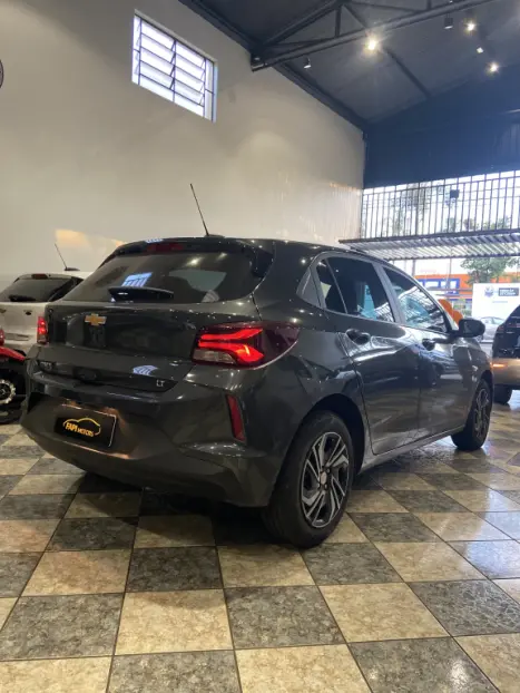 CHEVROLET Onix Hatch 1.0 4P FLEX LT PLUS, Foto 4