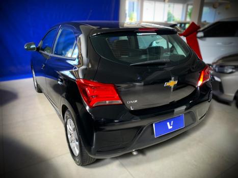 CHEVROLET Onix Hatch 1.0 4P FLEX LT, Foto 6