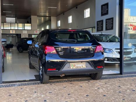 CHEVROLET Onix Hatch 1.4 4P FLEX LTZ AUTOMTICO, Foto 4
