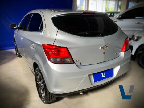 CHEVROLET Onix Hatch 1.4 4P FLEX LTZ, Foto 6