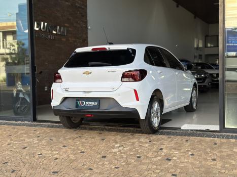 CHEVROLET Onix Hatch 1.0 4P FLEX LT TURBO, Foto 6