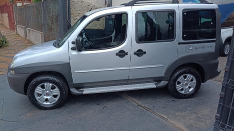 FIAT Doblo 1.8 16V 4P FLEX ADVENTURE 6 LUGARES, Foto 3