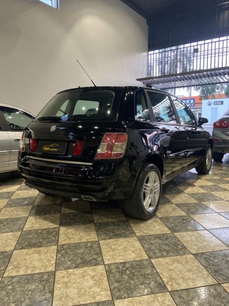 FIAT Stilo 1.8 4P FLEX SP DUALOGIC AUTOMATIZADO, Foto 4