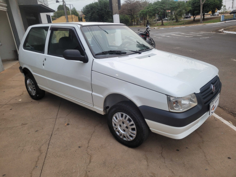 FIAT Uno 1.0 FLEX FIRE, Foto 3