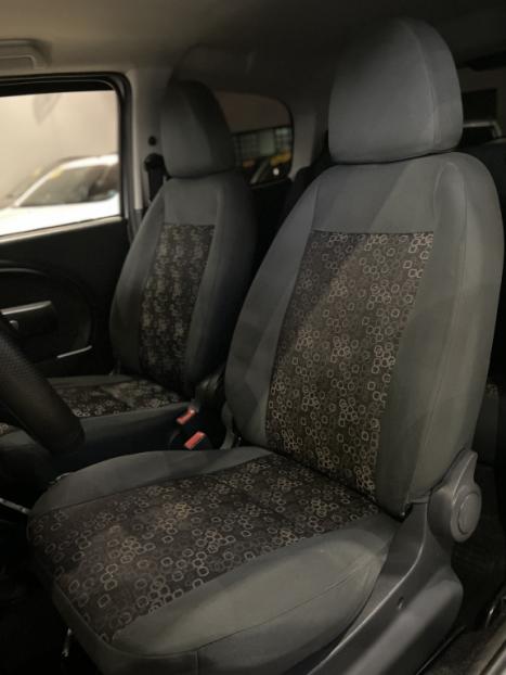 FIAT Uno 1.0 FLEX VIVACE, Foto 6