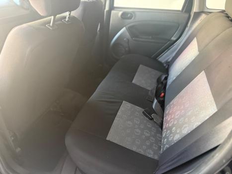 FORD Fiesta Hatch 1.6, Foto 5