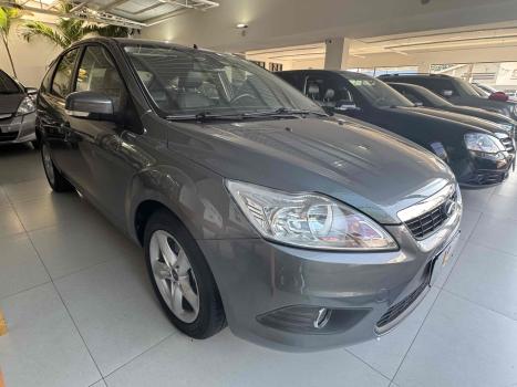 FORD Focus Hatch 2.0 16V 4P TITANIUM FLEX, Foto 2
