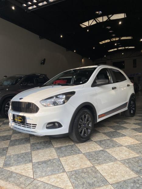 FORD Ka Hatch 1.0 12V SE TRAIL FLEX, Foto 2