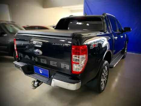 FORD Ranger 3.2 20V CABINE DUPLA 4X4 LIMITED TURBO DIESEL AUTOMTICO, Foto 4