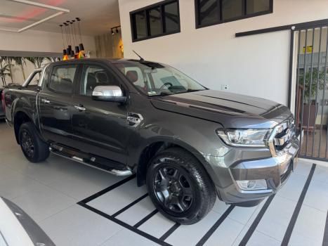 FORD Ranger 3.2 20V XLT 4X4 CABINE DUPLA TURBO DIESEL AUTOMTICO, Foto 2