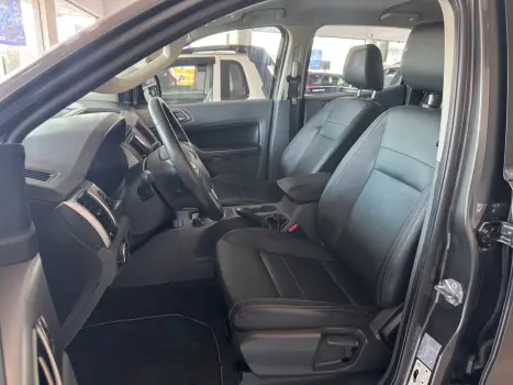 FORD Ranger 3.2 20V XLT 4X4 CABINE DUPLA TURBO DIESEL AUTOMTICO, Foto 6