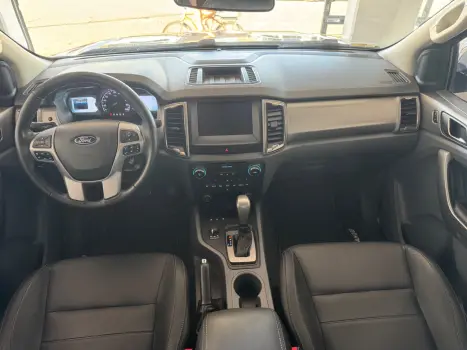 FORD Ranger 3.2 20V XLT 4X4 CABINE DUPLA TURBO DIESEL AUTOMTICO, Foto 8