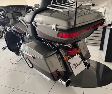 HARLEY DAVIDSON Street Glide CVO 1800, Foto 5
