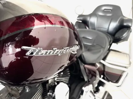 HARLEY DAVIDSON Street Glide CVO 1800, Foto 6