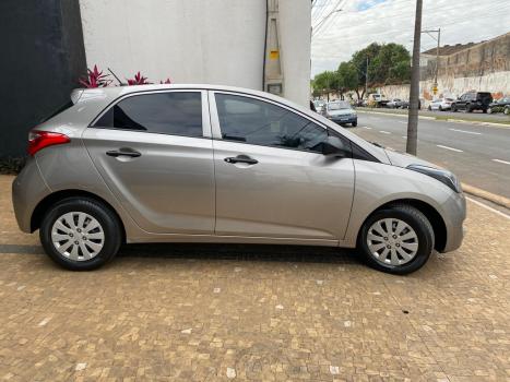 HYUNDAI HB 20 Hatch 1.0 12V 4P FLEX COMFORT, Foto 4