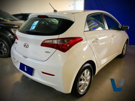 HYUNDAI HB 20 Hatch 1.0 12 V 4P FLEX COMFORT STYLE, Foto 4