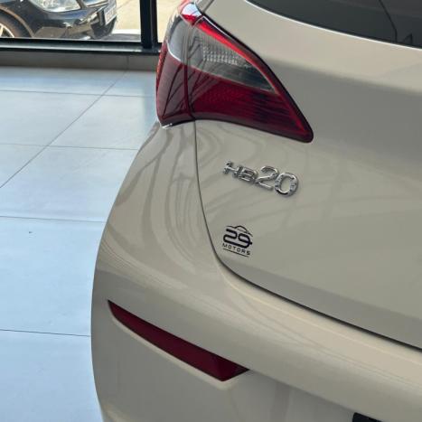 HYUNDAI HB 20 Hatch 1.6 16V 4P FLEX COMFORT PLUS, Foto 3