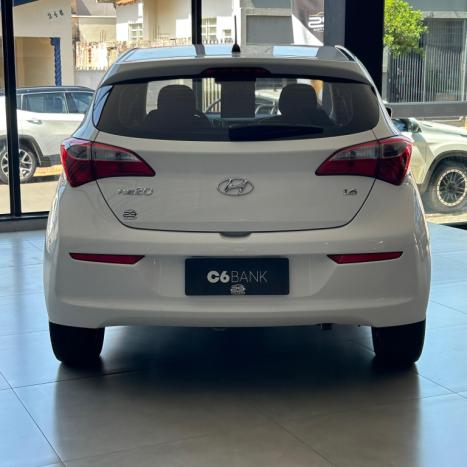 HYUNDAI HB 20 Hatch 1.6 16V 4P FLEX COMFORT PLUS, Foto 6