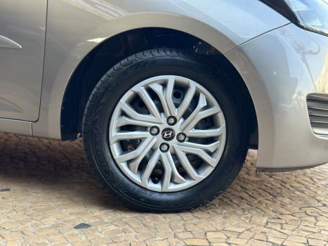 HYUNDAI HB 20 Hatch 1.6 16V 4P FLEX COMFORT PLUS, Foto 3