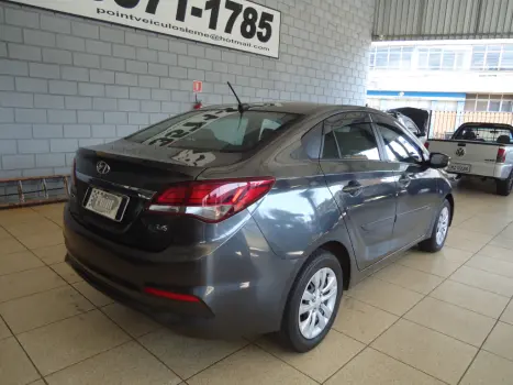 HYUNDAI HB 20 Sedan 1.6 16V 4P FLEX COMFORT PLUS, Foto 9