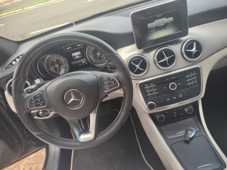 MERCEDES-BENZ CLA 200 1.6 16V 4P URBAN AUTOMTICO, Foto 12