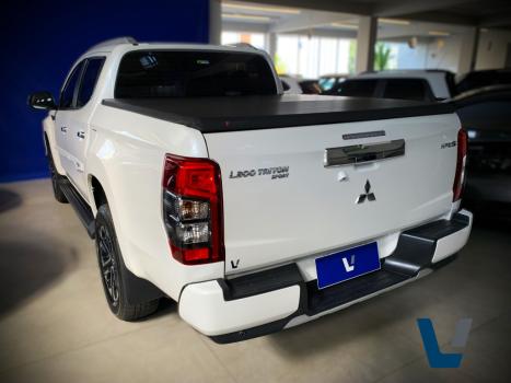 MITSUBISHI L 200 Triton 2.4 16V SPORT HPE-S 4X4 CABINE DUPLA TURBO DIESEL AUTOMTICO, Foto 6