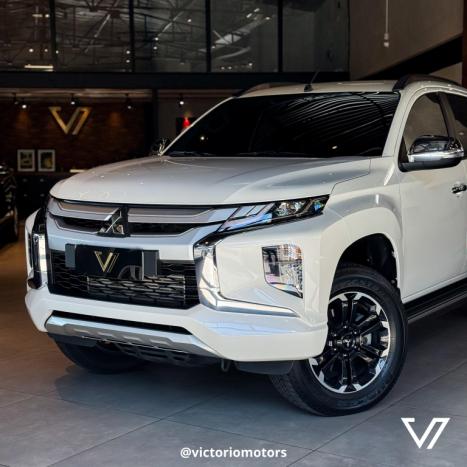 MITSUBISHI L 200 Triton 2.4 16V SPORT HPE 4X4 CABINE DUPLA TURBO DIESEL AUTOMTICO, Foto 2