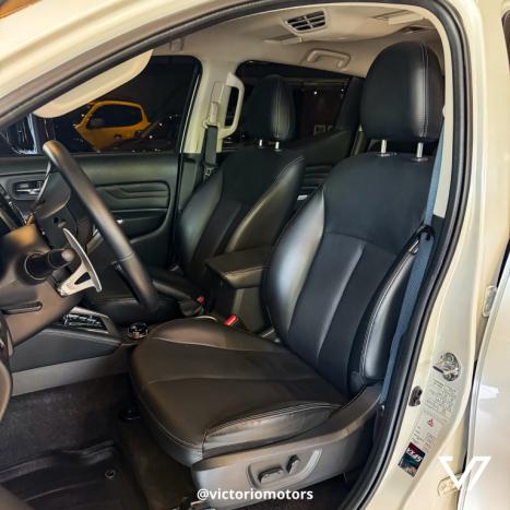 MITSUBISHI L 200 Triton 2.4 16V SPORT HPE 4X4 CABINE DUPLA TURBO DIESEL AUTOMTICO, Foto 5