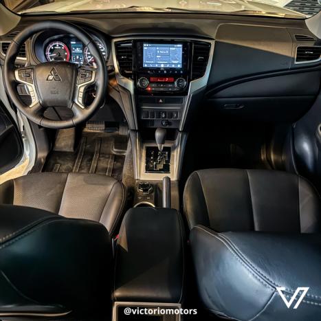 MITSUBISHI L 200 Triton 2.4 16V SPORT HPE 4X4 CABINE DUPLA TURBO DIESEL AUTOMTICO, Foto 8