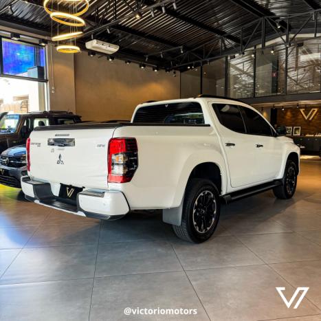 MITSUBISHI L 200 Triton 2.4 16V SPORT HPE 4X4 CABINE DUPLA TURBO DIESEL AUTOMTICO, Foto 14